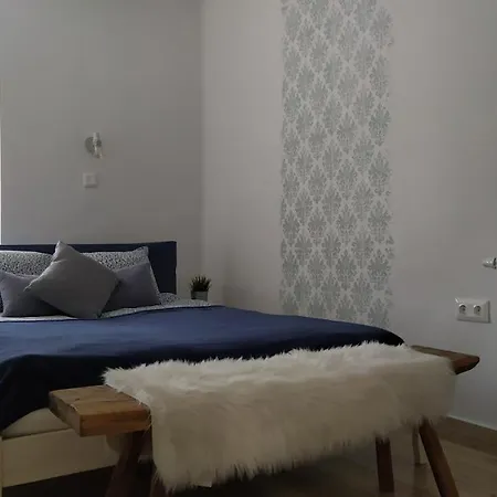 Varvoelgy Vendeghaz - Teljes Haz, Kizarolagos Hasznalattal Vila